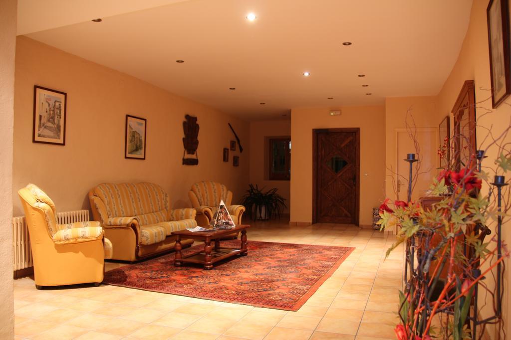 Apartamentos Cal Ratero Maçanet de Cabrenys Стая снимка