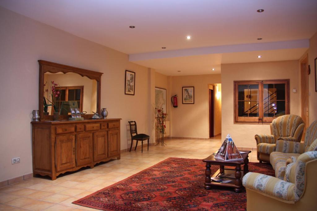 Apartamentos Cal Ratero Maçanet de Cabrenys Екстериор снимка